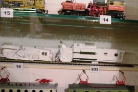  10.  ( )      (-)   2017 .